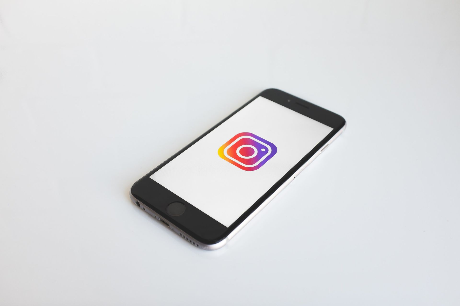 Perlukah-Follow-Akun-IG-Creator-Filter-Instagram